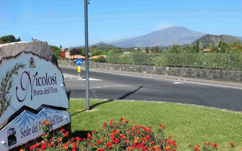 B & B Amici Dell'Etna Nicolosi Buitenkant foto
