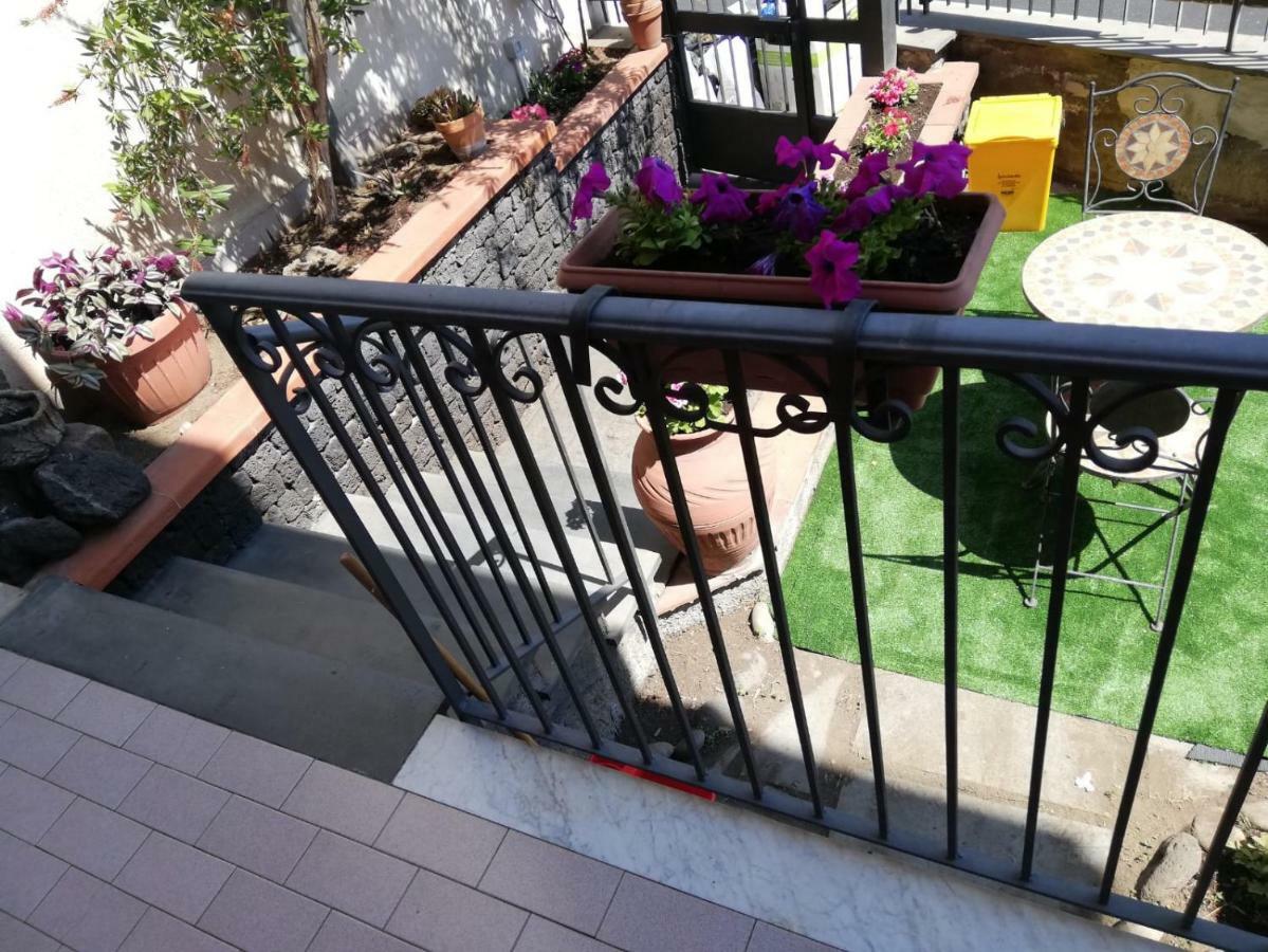 B & B Amici Dell'Etna Nicolosi Buitenkant foto